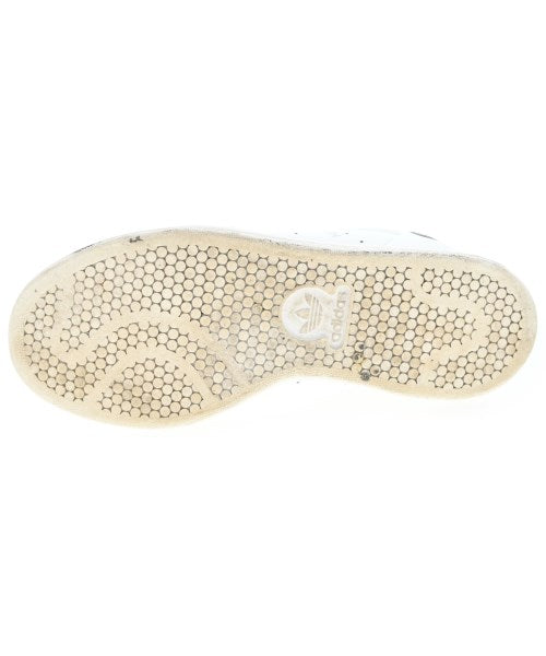 adidas รองเท้าผ้าใบ