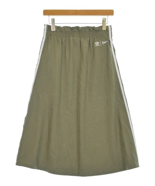 adidas กระโปรงยาวถึงเข่า