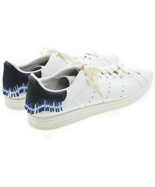adidas รองเท้าผ้าใบ