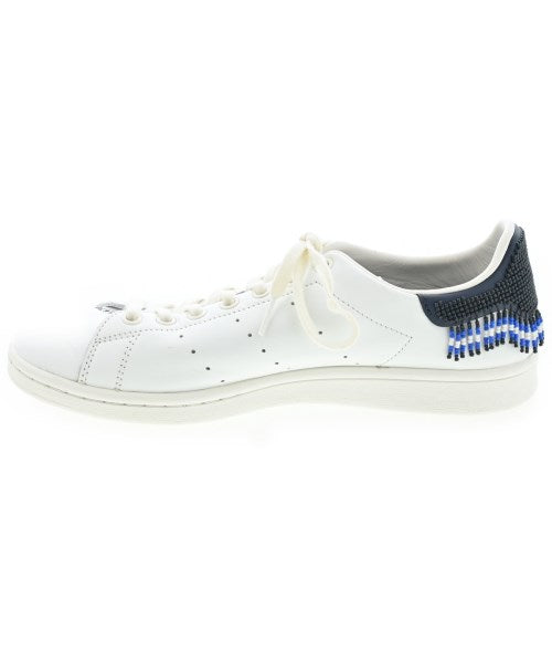 adidas รองเท้าผ้าใบ