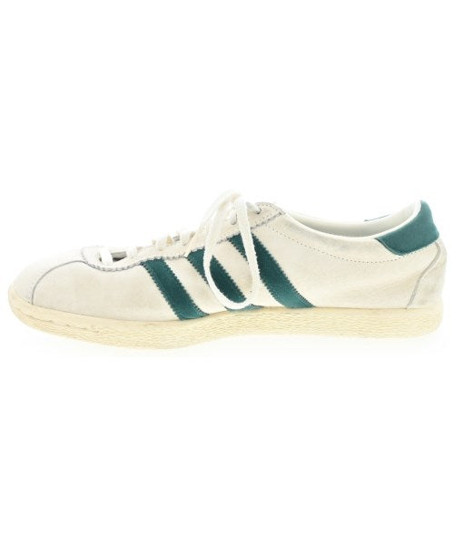 adidas รองเท้าผ้าใบ