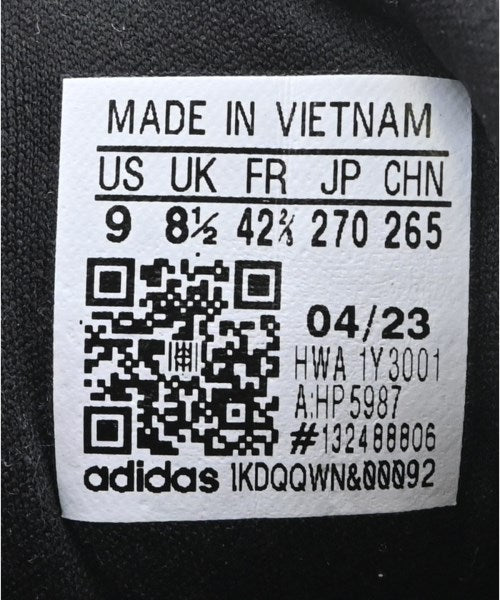 adidas รองเท้าผ้าใบ