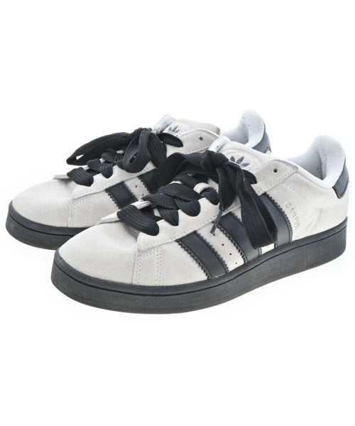 adidas รองเท้าผ้าใบ