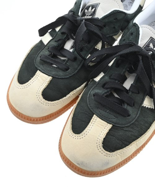 adidas รองเท้าผ้าใบ