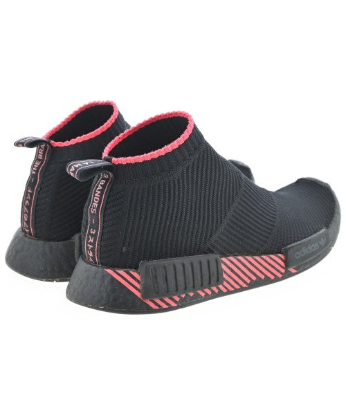 adidas รองเท้าผ้าใบ