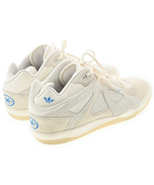 adidas รองเท้าผ้าใบ