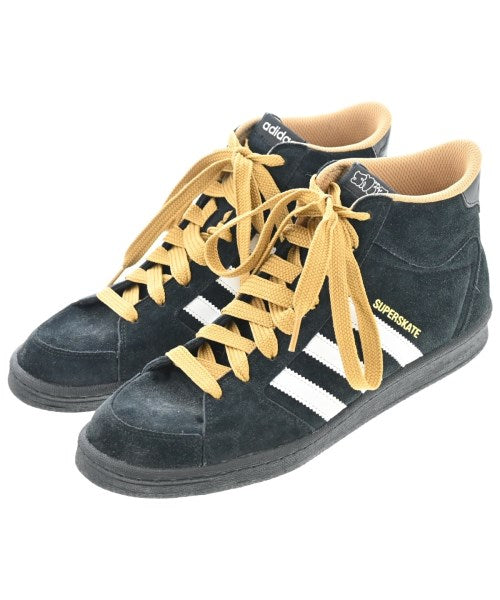 adidas รองเท้าผ้าใบ