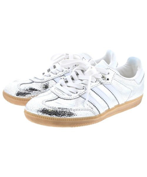 adidas รองเท้าผ้าใบ