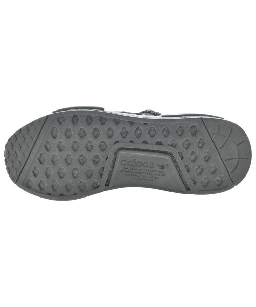 adidas รองเท้าผ้าใบ