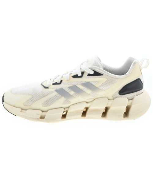 adidas รองเท้าผ้าใบ