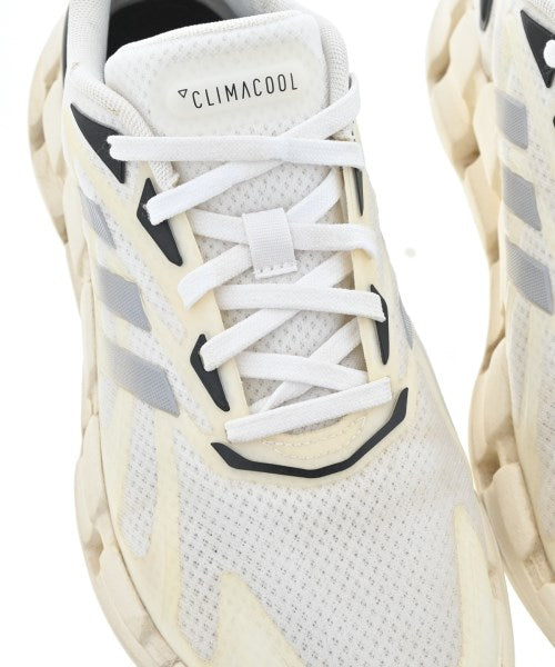 adidas รองเท้าผ้าใบ