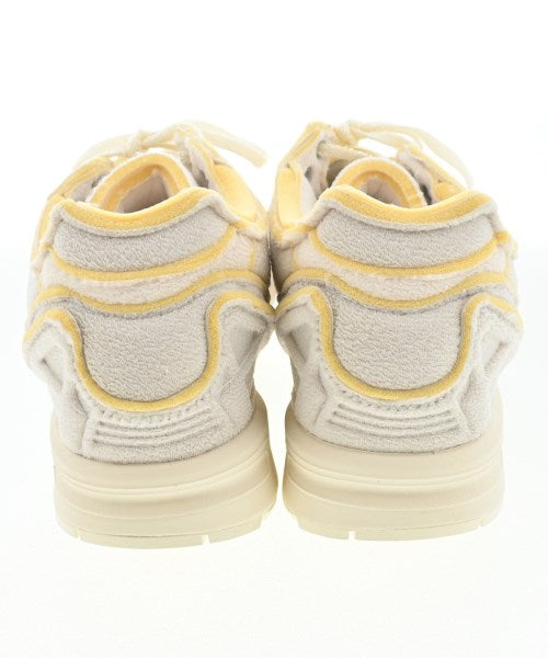 adidas รองเท้าผ้าใบ
