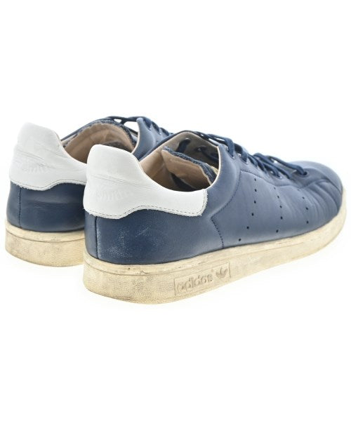 adidas รองเท้าผ้าใบ