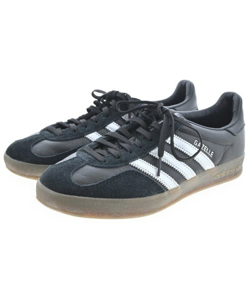 adidas รองเท้าผ้าใบ