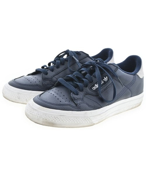 adidas รองเท้าผ้าใบ