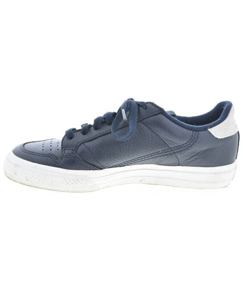 adidas รองเท้าผ้าใบ