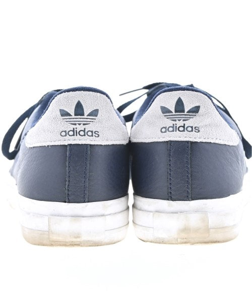 adidas รองเท้าผ้าใบ