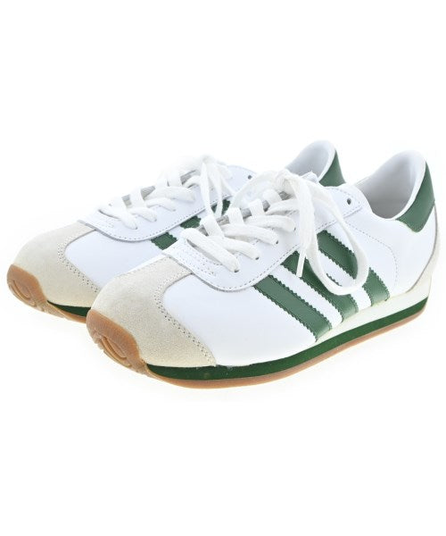 adidas รองเท้าผ้าใบ