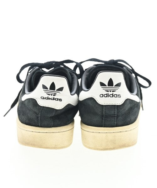 adidas รองเท้าผ้าใบ