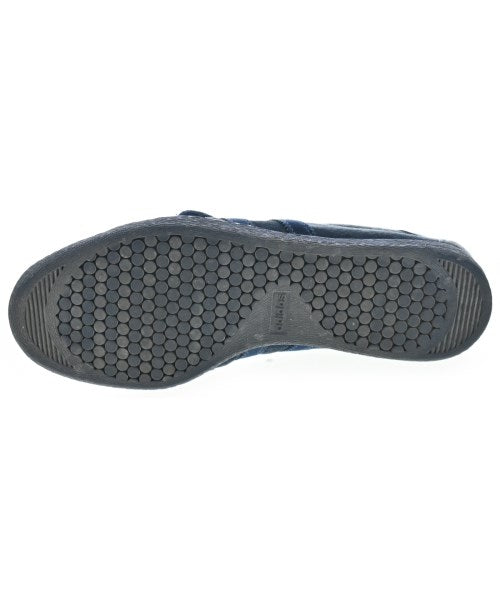 adidas รองเท้าผ้าใบ