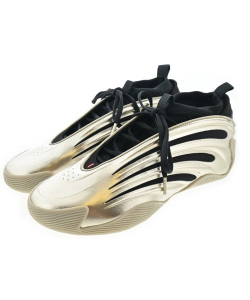 adidas รองเท้าผ้าใบ