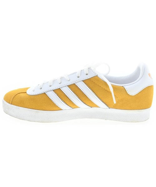 adidas รองเท้าผ้าใบ