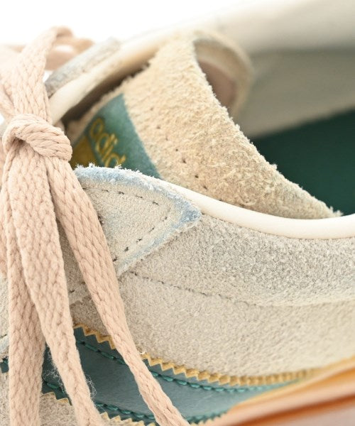 adidas รองเท้าผ้าใบ