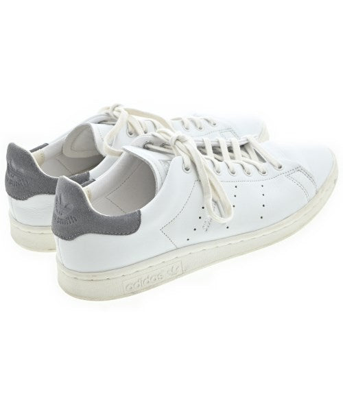 adidas รองเท้าผ้าใบ