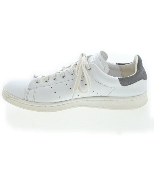 adidas รองเท้าผ้าใบ