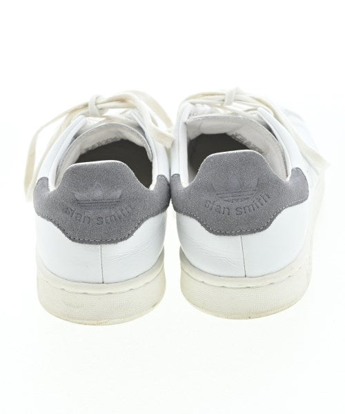 adidas รองเท้าผ้าใบ