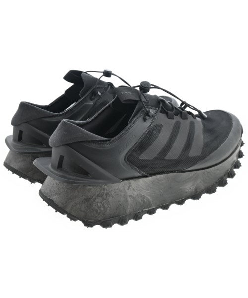 adidas รองเท้าผ้าใบ