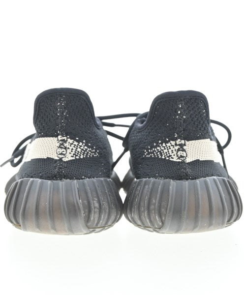 adidas รองเท้าผ้าใบ