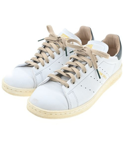adidas รองเท้าผ้าใบ