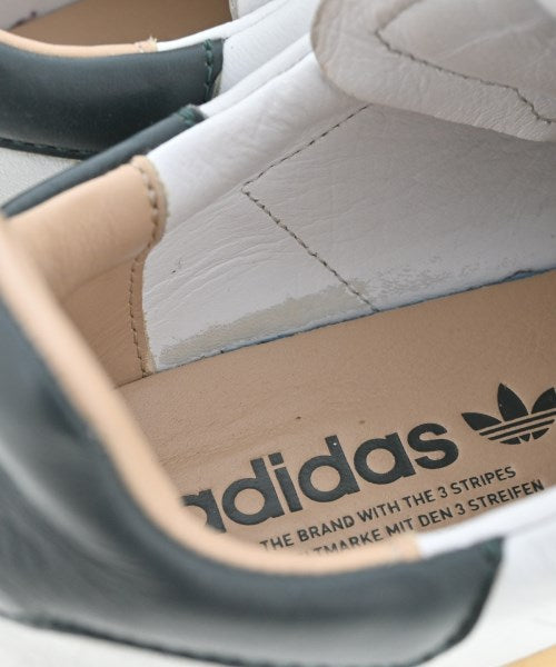 adidas รองเท้าผ้าใบ