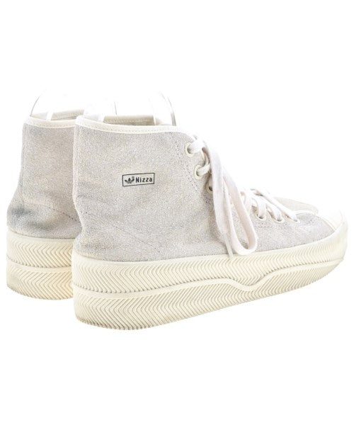 adidas รองเท้าผ้าใบ