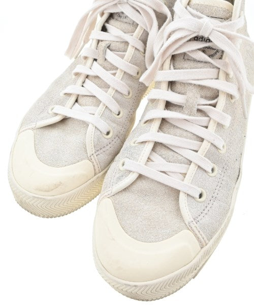 adidas รองเท้าผ้าใบ