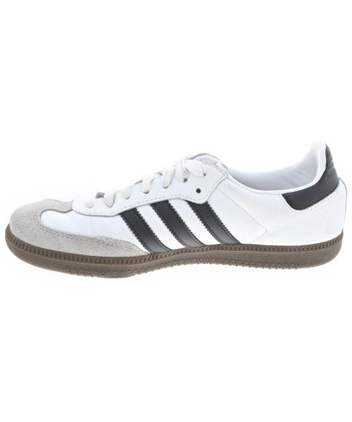 adidas รองเท้าผ้าใบ