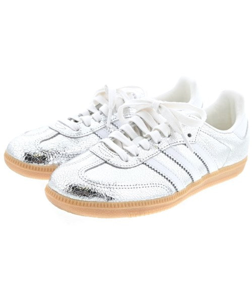 adidas รองเท้าผ้าใบ