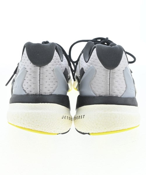 adidas รองเท้าผ้าใบ