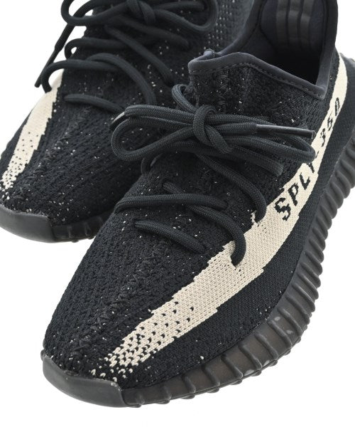adidas รองเท้าผ้าใบ