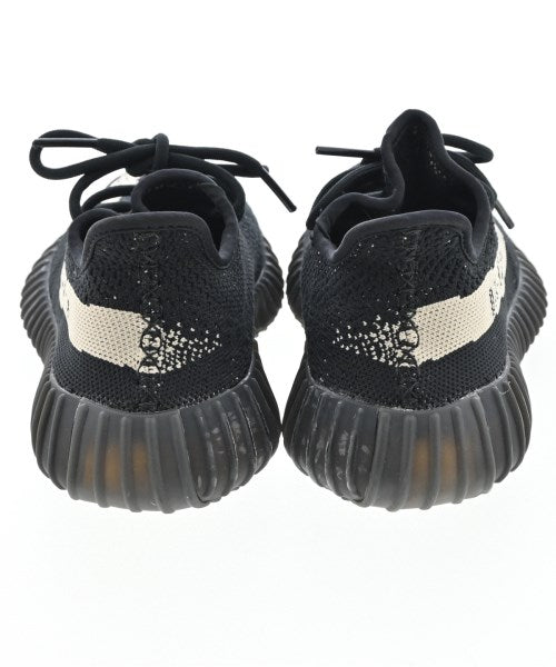 adidas รองเท้าผ้าใบ