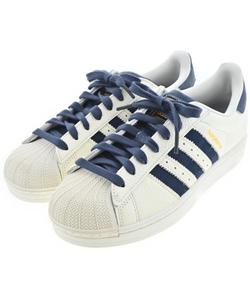 adidas รองเท้าผ้าใบ