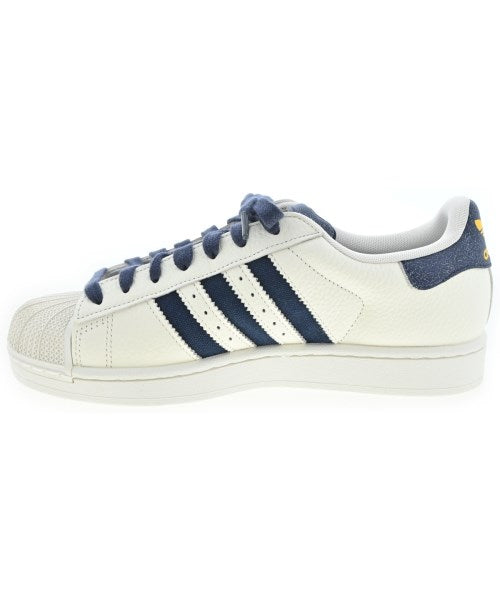 adidas รองเท้าผ้าใบ
