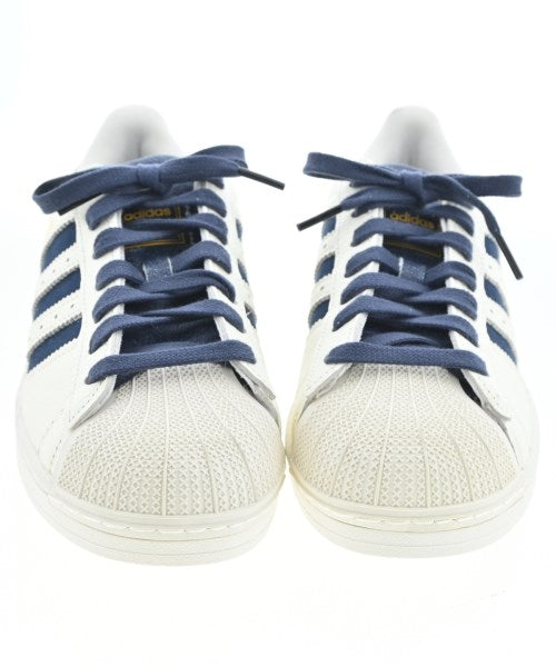 adidas รองเท้าผ้าใบ