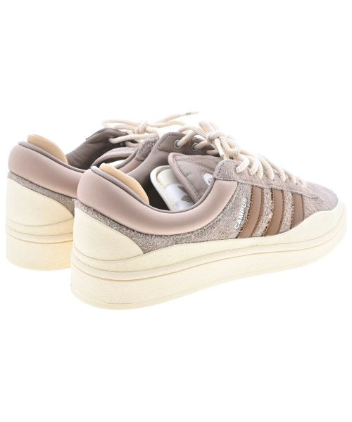 adidas รองเท้าผ้าใบ