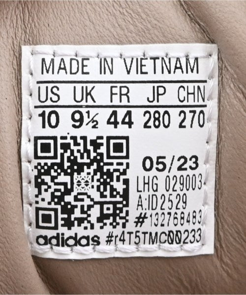 adidas รองเท้าผ้าใบ