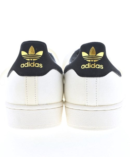 adidas รองเท้าผ้าใบ