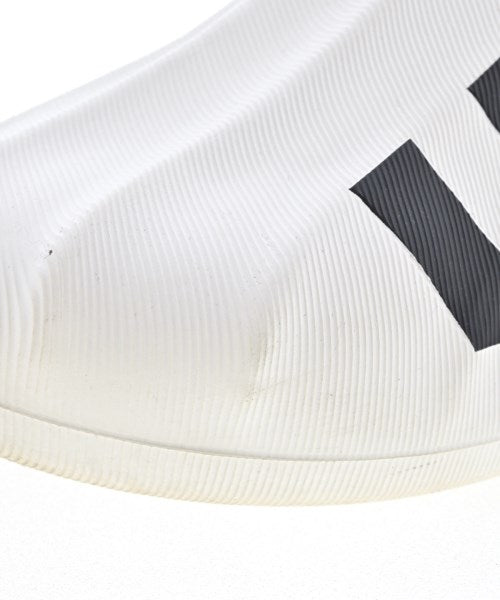 adidas รองเท้า อื่น