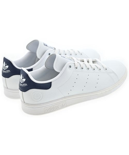 adidas รองเท้าผ้าใบ