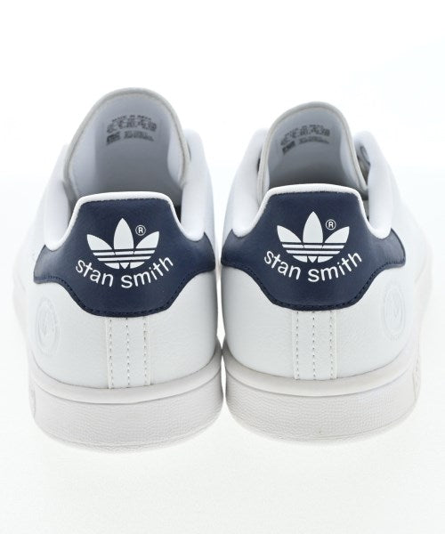 adidas รองเท้าผ้าใบ